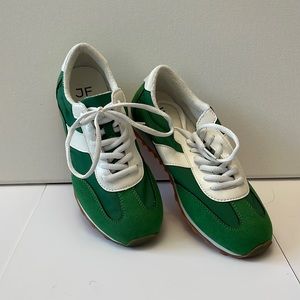 Retro green sneakers